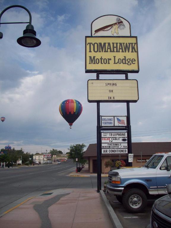 Tomahawk Motor Lodge Riverton Extérieur photo
