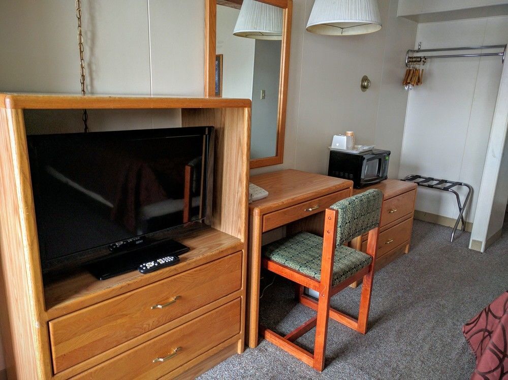 Tomahawk Motor Lodge Riverton Extérieur photo